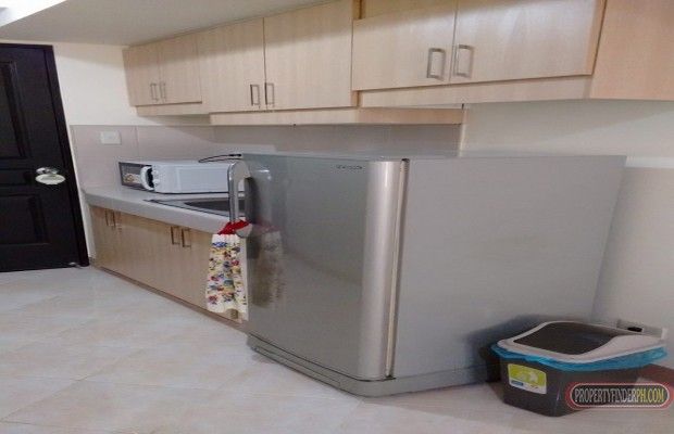 Fully Furnished Condo for Rent in Shaw04