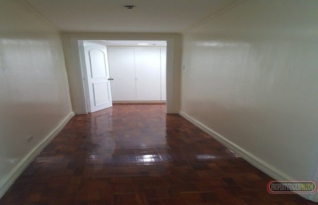 For rent 2 br Grand Tower Makati03