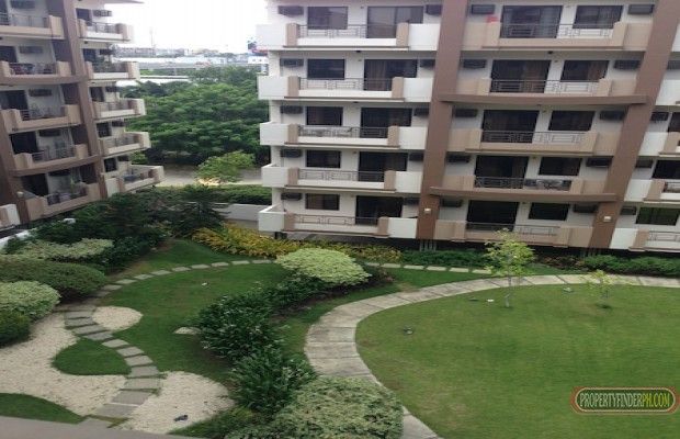 Condominium For RENT03