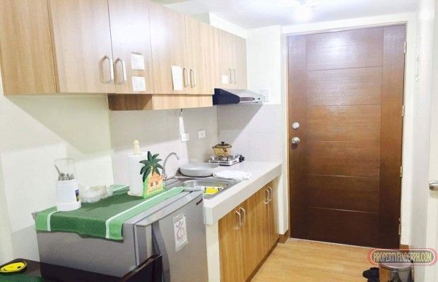 Studio Unit w/ Balcony For Rent04