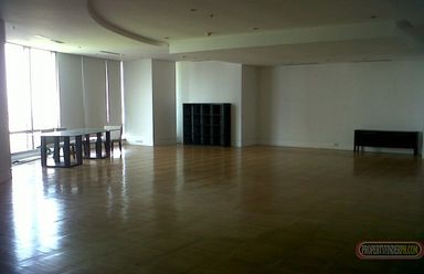 "Unit is called Upper Penthouse , with 3 bedrooms and t &amp; b"02