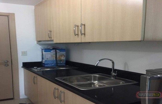 1 Bedroom with balcony For Rent Facing Amenities in Light Residences M03