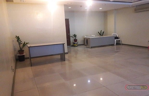 110 SQM Makati Office Space01