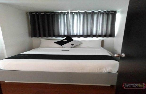 2 Bedroom Unit in Y2 Residence Hotel near Makati Ave. Inclusive of Uti04