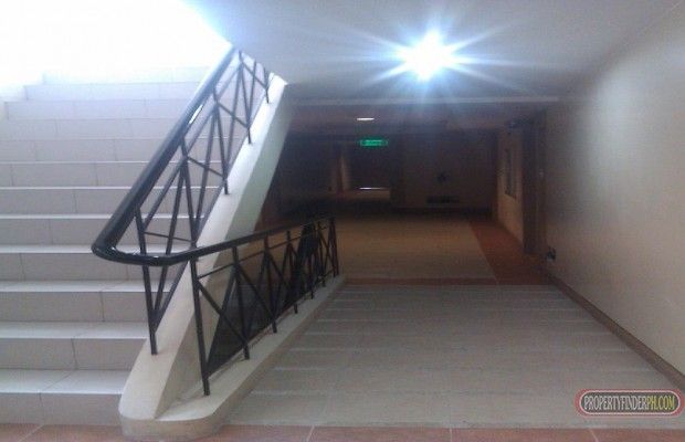 "Condo for Rent in Sun Valley,Para?aque City"01