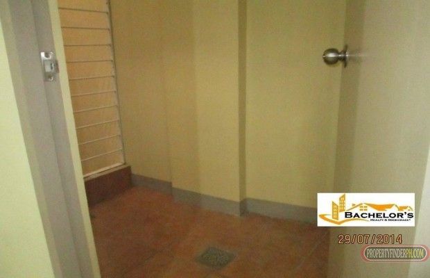 Apartment For Rent03