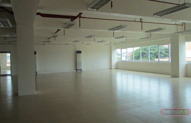 IMez Commercial IT Hub03