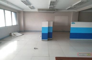 COMMERCIAL SPACE FOR LEASE02