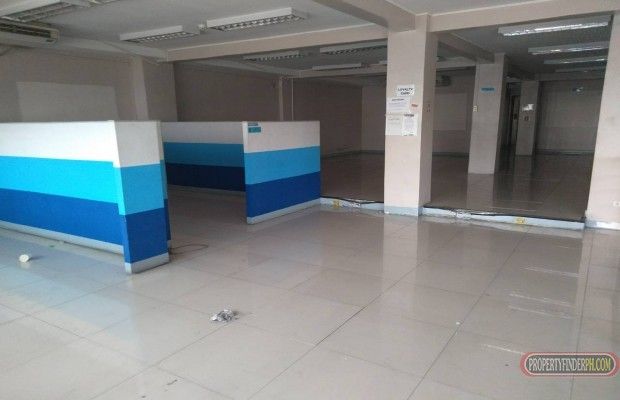 COMMERCIAL SPACE FOR LEASE03