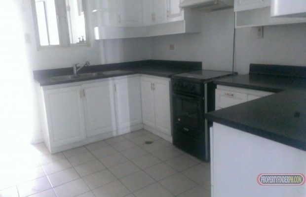 The Salcedo Park Twin Towers 4BR Condo For Rent Makati City03
