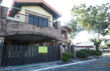 RB60TOS: Mediterranean Inspired Big House for Rent in BF Homes02