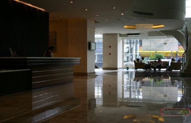 LANCASTER HOTEL 2-BEDROOM CONDOMINIUM UNIT03