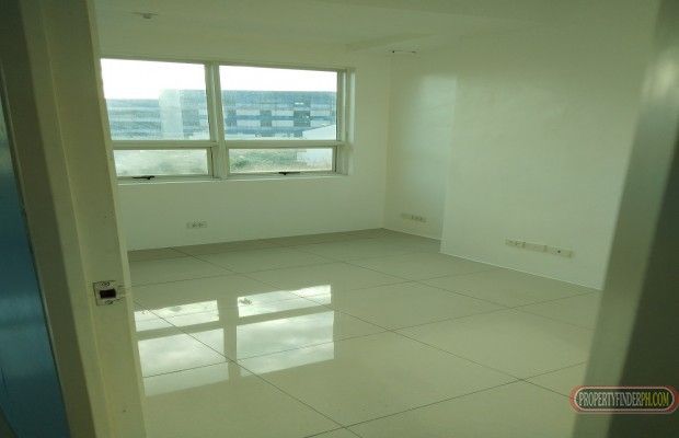 "Commercial Office Space for Rent, The Boni Tower"01