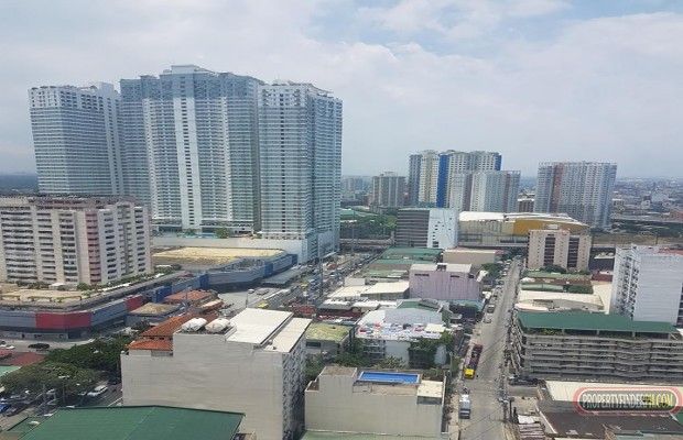 "Rent to own One bedroom with mandatory parking slot in Oriental Place,"01