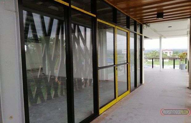 COMMERCIAL/OFFICE SPACE for LEASE in MORONG RIZAL01