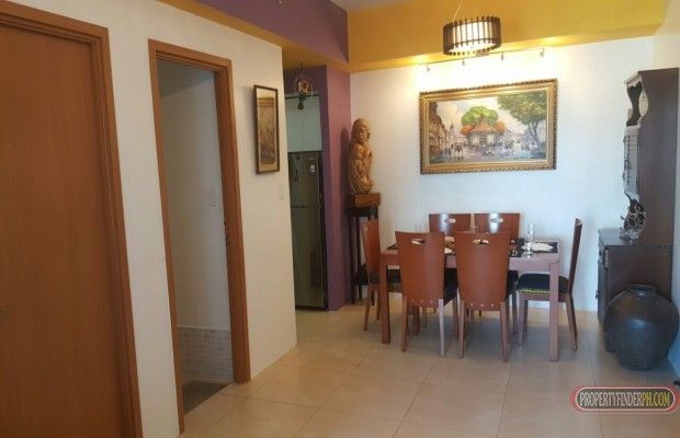 Fully furnished 1BR corner unit with balcony and parking for rent04