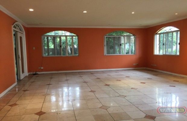Mariposa 3 Bedroom Quezon City House for Lease01