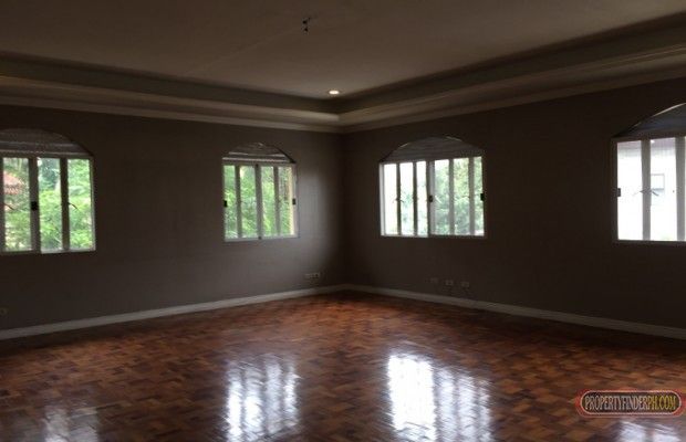 Mariposa 3 Bedroom Quezon City House for Lease03