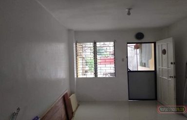 "Newly Renovated Townhouse in Tandang Sora, 2 BR w 2 TB, gated parking,"02