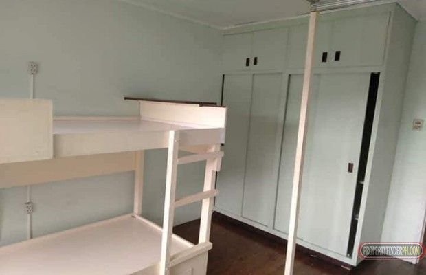 "Newly Renovated Townhouse in Tandang Sora, 2 BR w 2 TB, gated parking,"03