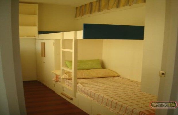 Ladies Dorm Rooms Available03