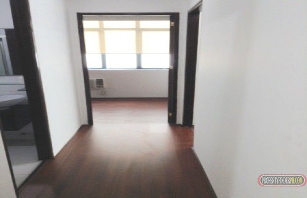 "For Lease: 3 Bedroom Unit at Penhurst Park Place, BGC"03