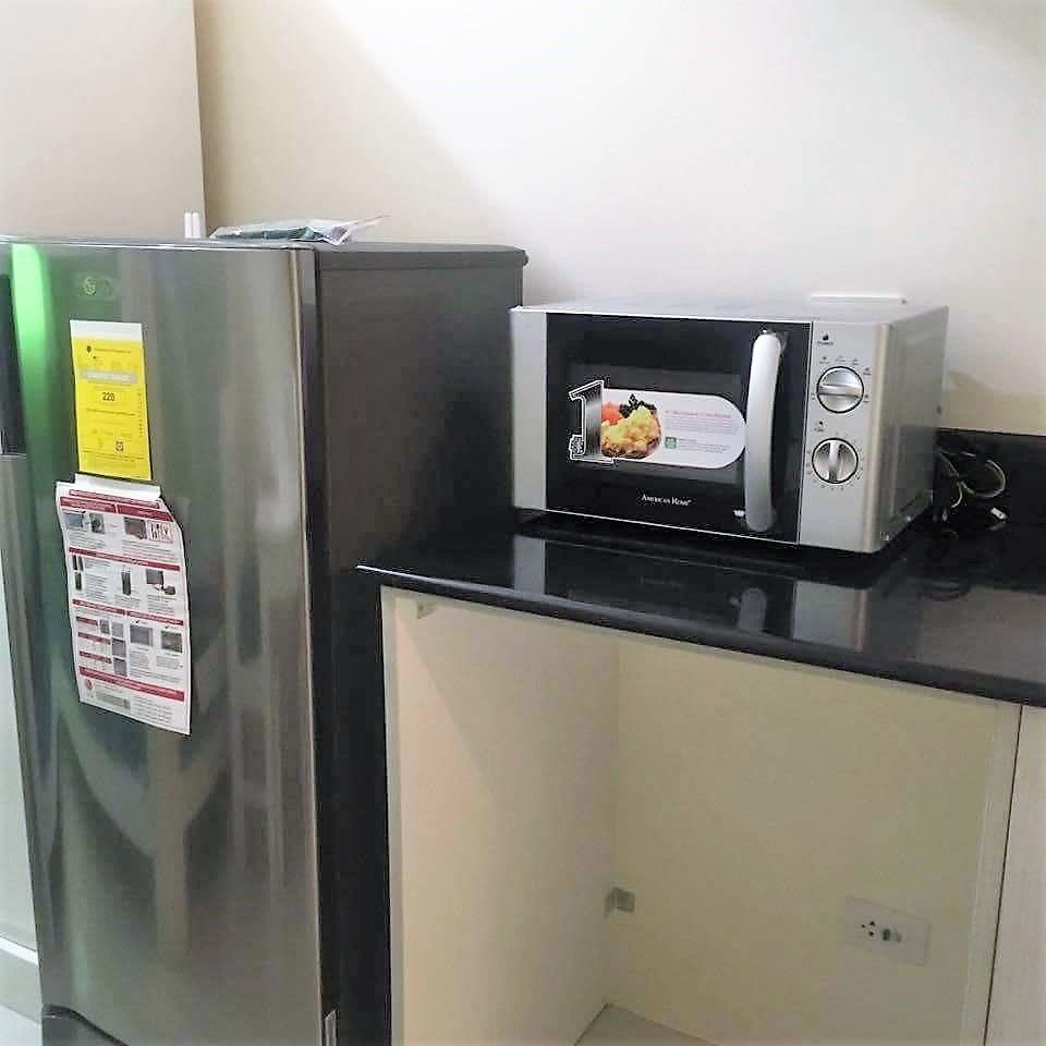 Condo Unit For Rent - 33rd Floor at Green Residences04