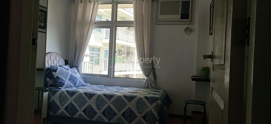 2 Bedroom Condo For Rent at Two Serendra.04