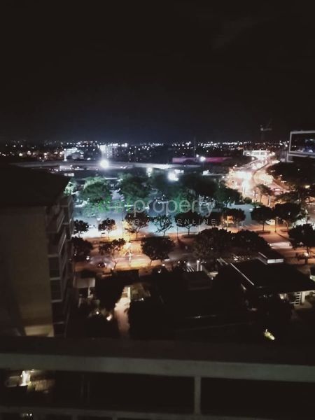 Two Serendra 2-Bedroom Condo for Rent.03