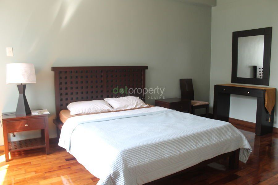 "Condominium For Rent in Residences at Greenbelt, Makati City."03