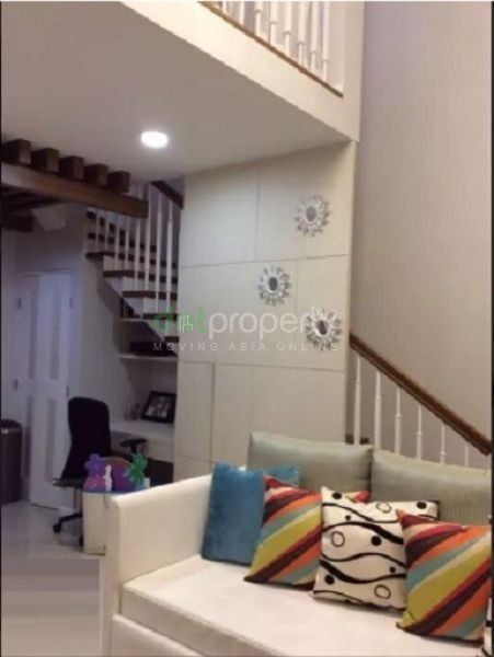 Two Serendra 1-Bedroom Condo for Rent.04