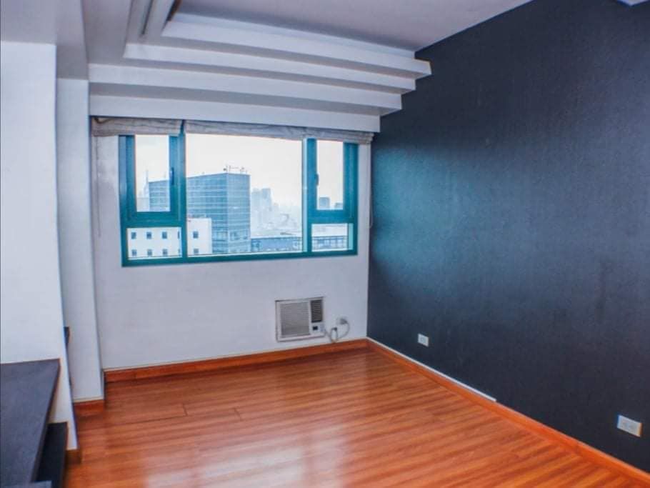 Spacious 3 Bedroom Unit at Mc Kinley Park Residences09