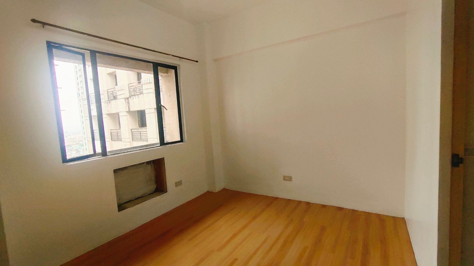 Affordable Studio Unit for Rent in Eastwood City04