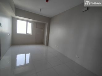3 Bedroom Condominium Unit For Rent in Park Terraces02