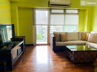 1 Bedroom Condominium Unit For Rent in Two Serendra02