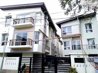 1 Bedroom Condominium Unit For Rent in The Rise Makati02