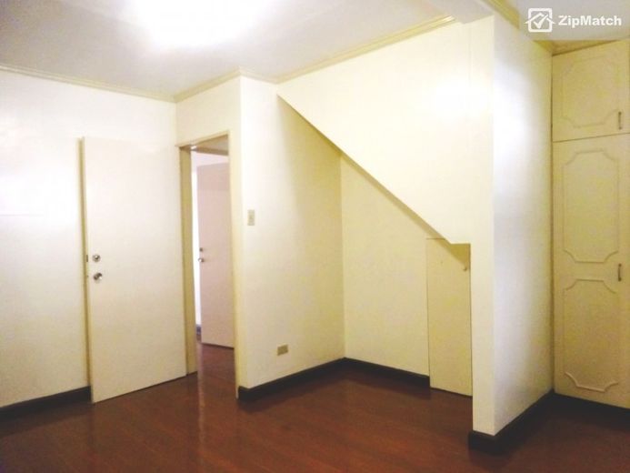 3 Bedroom Condominium Unit For Rent in Two Serendra01