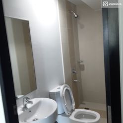 1 Bedroom Condominium Unit For Rent in Forbeswood Heights02