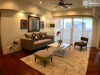 1 Bedroom Condominium Unit For Rent in The Fort Residences02