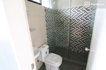 1 Bedroom Condominium Unit For Rent in McKinley Park Residences02