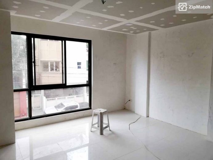 1 Bedroom Condominium Unit For Rent in Two Serendra01