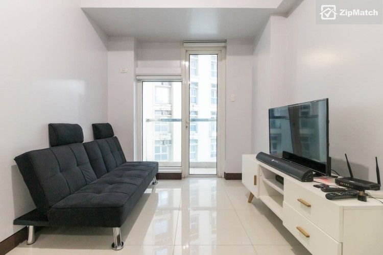 2 Bedroom Condominium Unit For Rent in One Central Park01