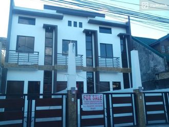 3 Bedroom Condominium Unit For Rent in The Residences at Greenbelt02