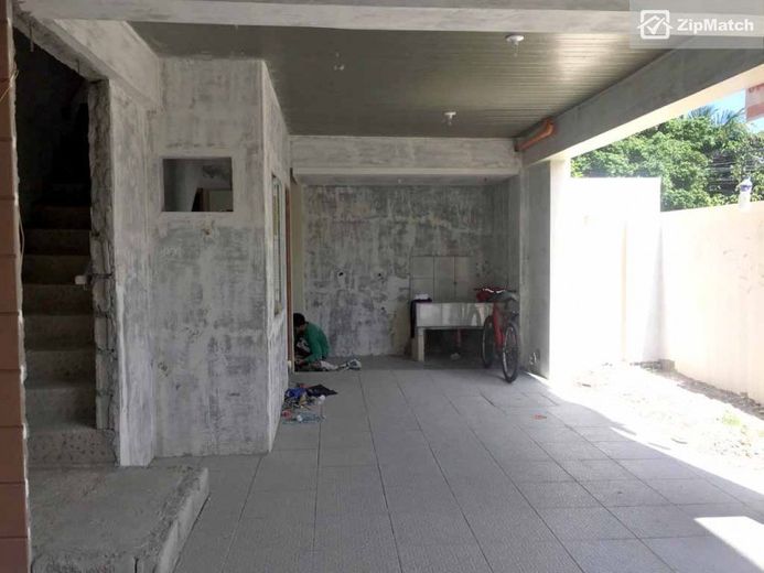 2 Bedroom Condominium Unit For Rent in Park Terraces01