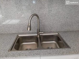 1 Bedroom Condominium Unit For Rent in Two Serendra02