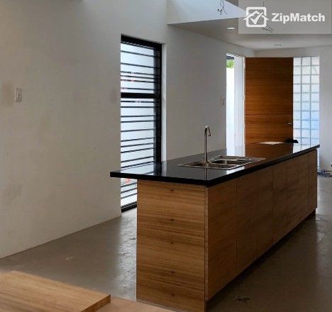 1 Bedroom Condominium Unit For Rent in Forbeswood Heights01