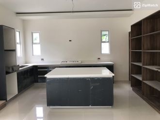 1 Bedroom Condominium Unit For Rent in The Grove By Rockwell02
