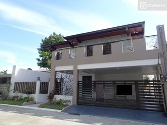 1 Bedroom Condominium Unit For Rent in Two Serendra02