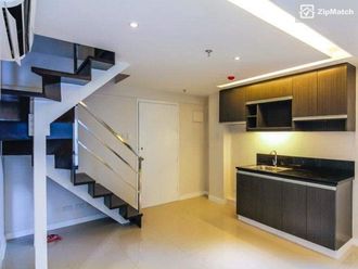 1 Bedroom Condominium Unit For Rent in Garden Towers02