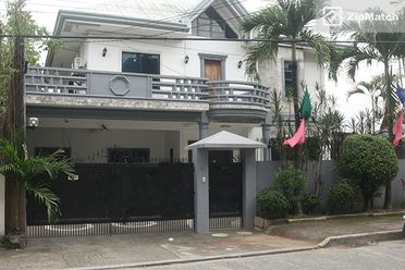 1 Bedroom Condominium Unit For Rent in One Serendra02